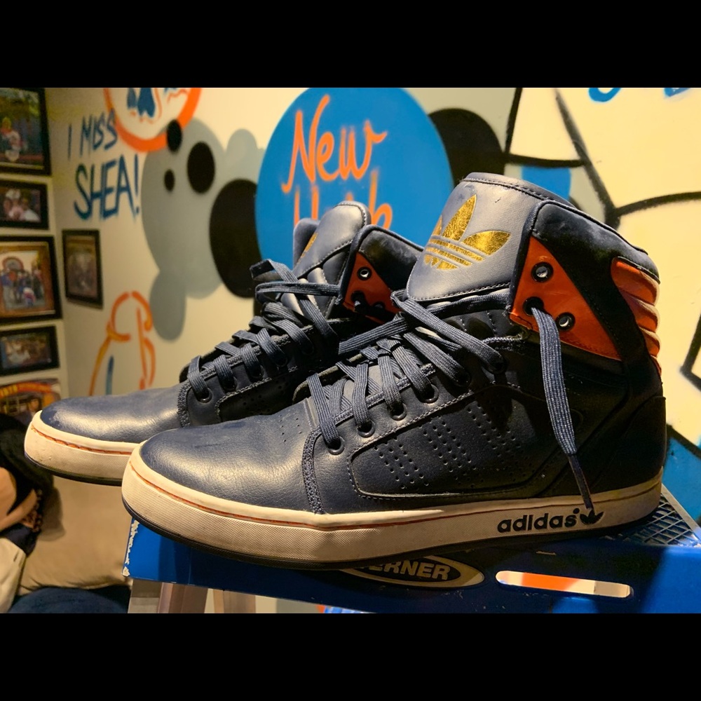 Blue/Orange height top Adidas ..